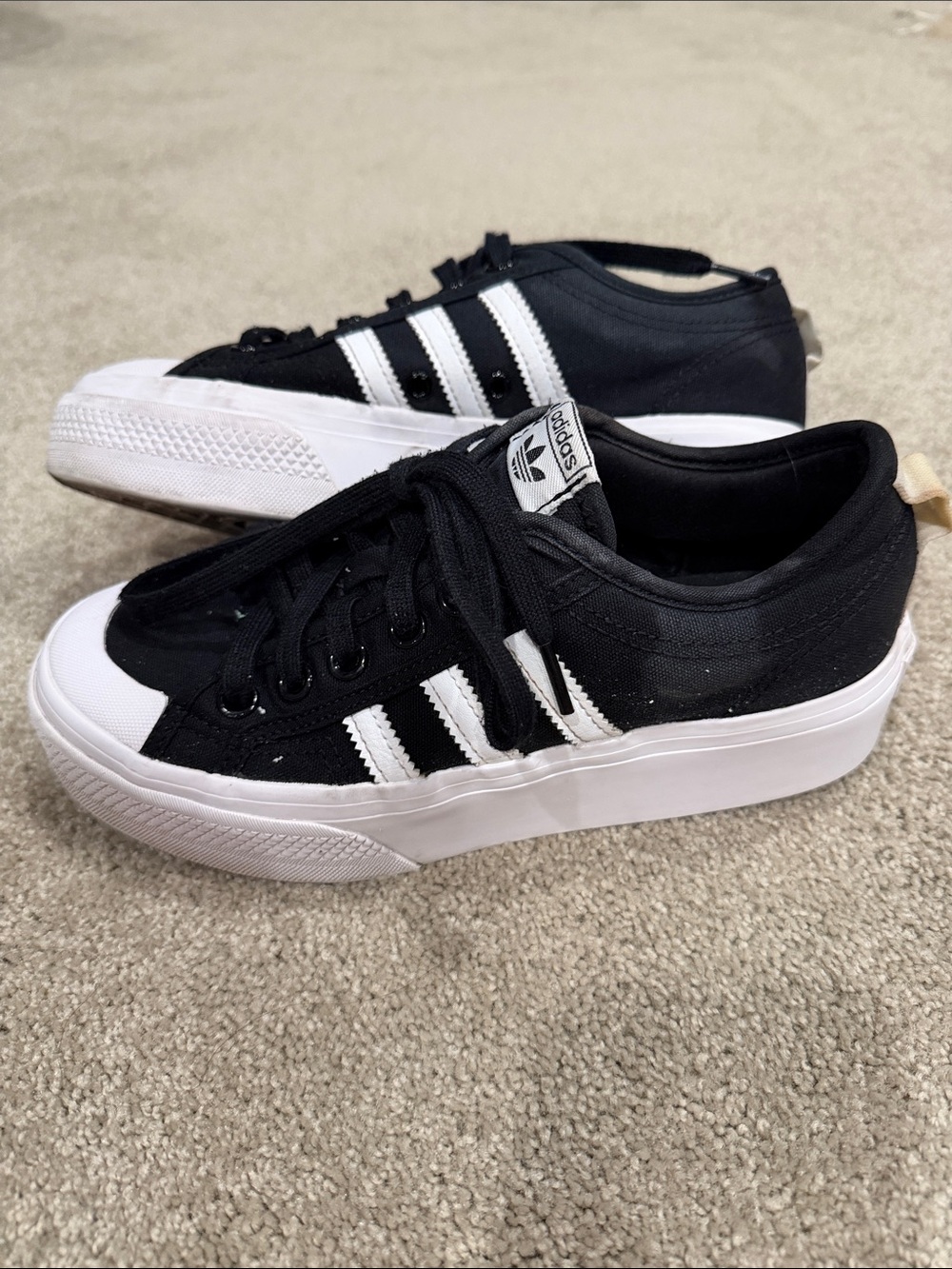 adidas Black and White Low-Top Platform Sneakers - Women